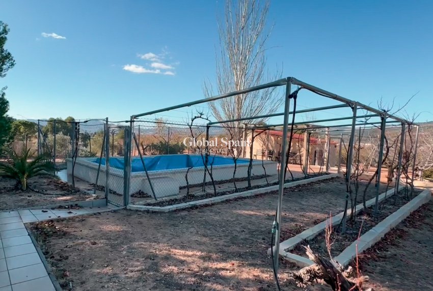 Venta - TERRENO -
IBI - Costa Blanca