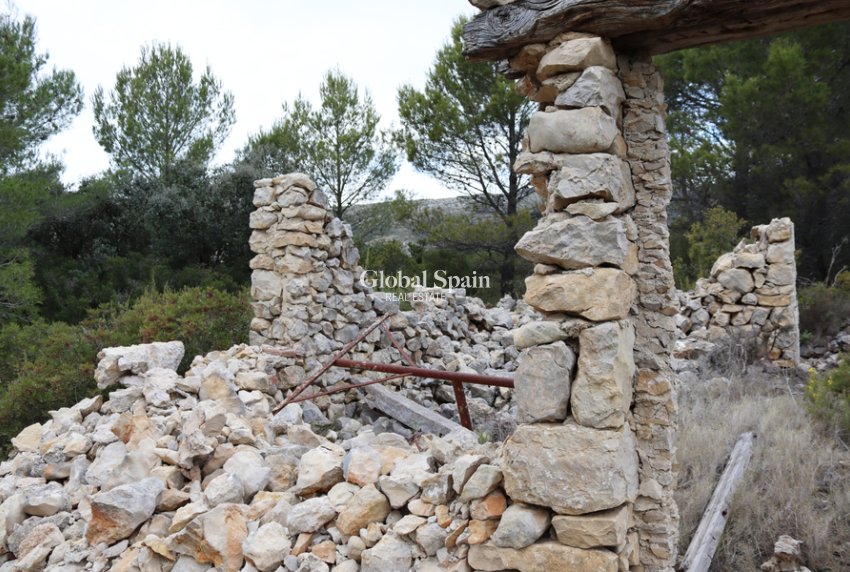 Venta - TERRENO -
JALÓN - Inland