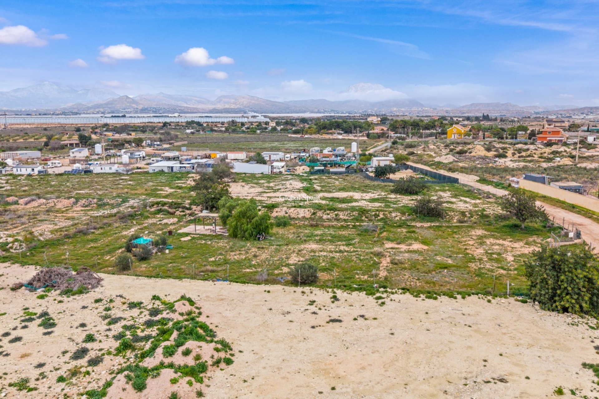 Venta - TERRENO -
MUTXAMEL