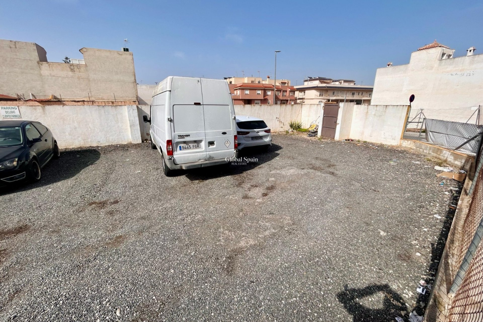 Venta - TERRENO -
ROJALES - Inland