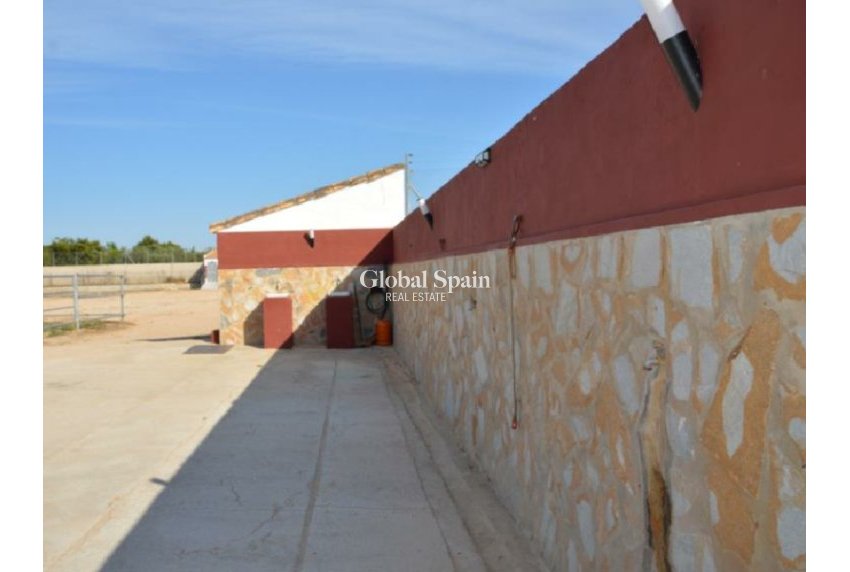 Venta - TERRENO -
SAN MIGUEL DE SALINAS - Inland