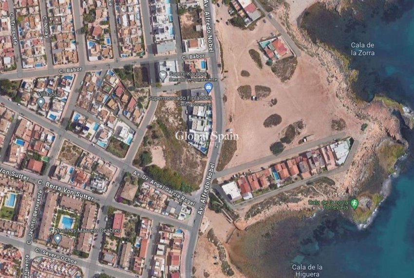 Venta - TERRENO -
TORREVIEJA - Zona Los Frutales