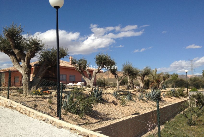 Venta - VILLA -
ABANILLA - Inland