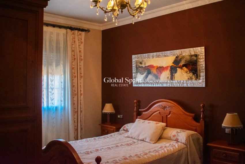 Venta - VILLA -
ALBACETE - Hellin