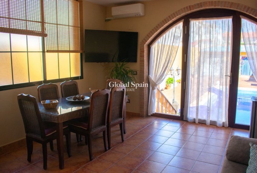 Venta - VILLA -
ALBACETE - Hellin