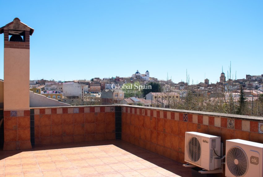 Venta - VILLA -
ALBACETE - Hellin