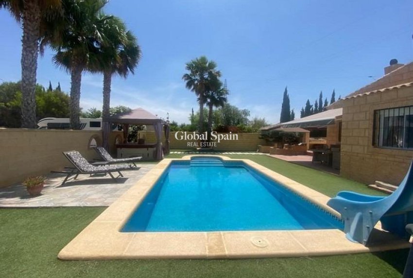 Venta - VILLA -
ALBATERA - Campo De Albatera