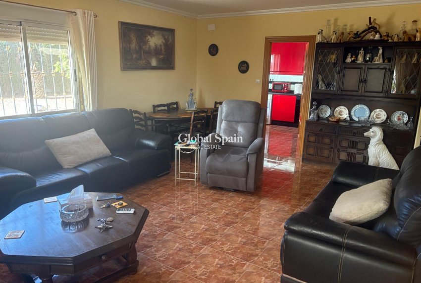 Venta - VILLA -
ALBATERA