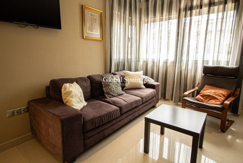 Venta - VILLA -
ALFAZ DEL PI - Albir