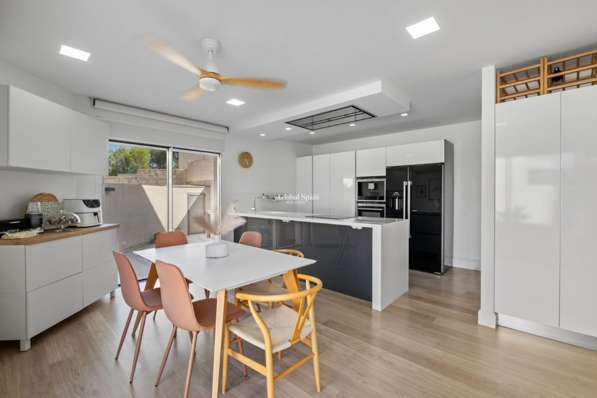 Venta - VILLA -
ALFAZ DEL PI - Costa Blanca