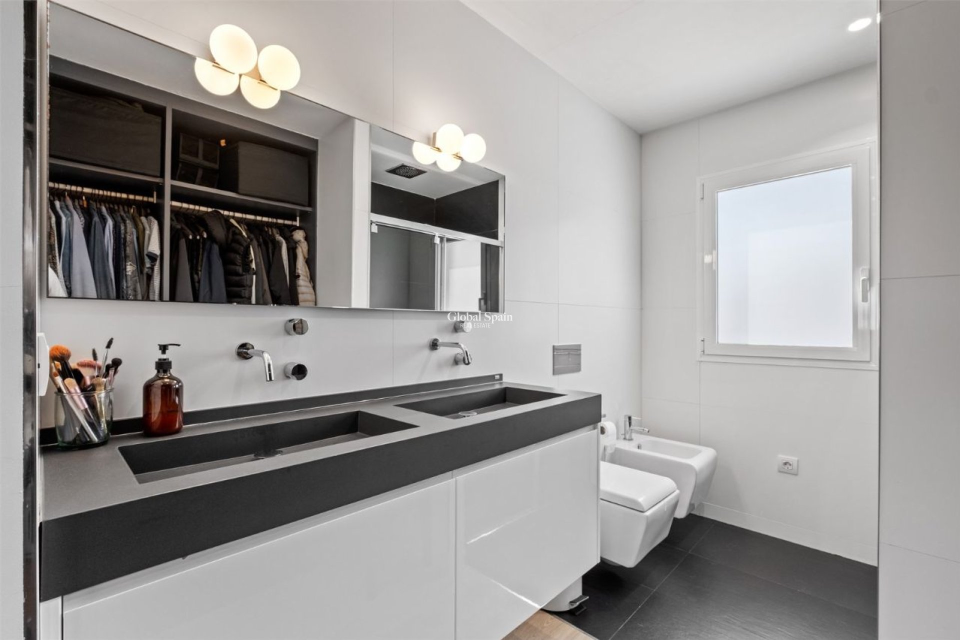 Venta - VILLA -
ALFAZ DEL PI - Costa Blanca