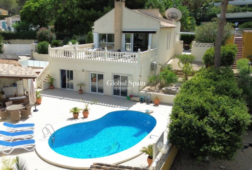 Venta - VILLA -
ALFAZ DEL PI - Costa Blanca