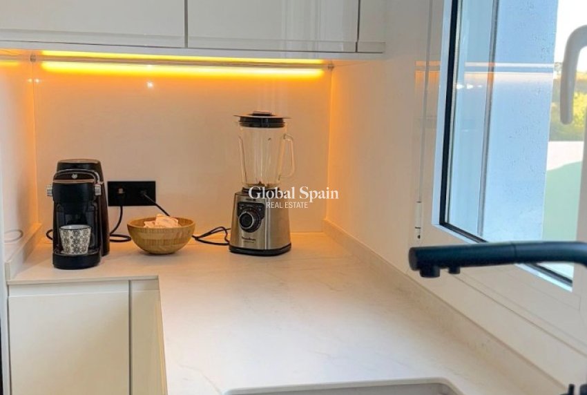 Venta - VILLA -
ALFAZ DEL PI - Costa Blanca