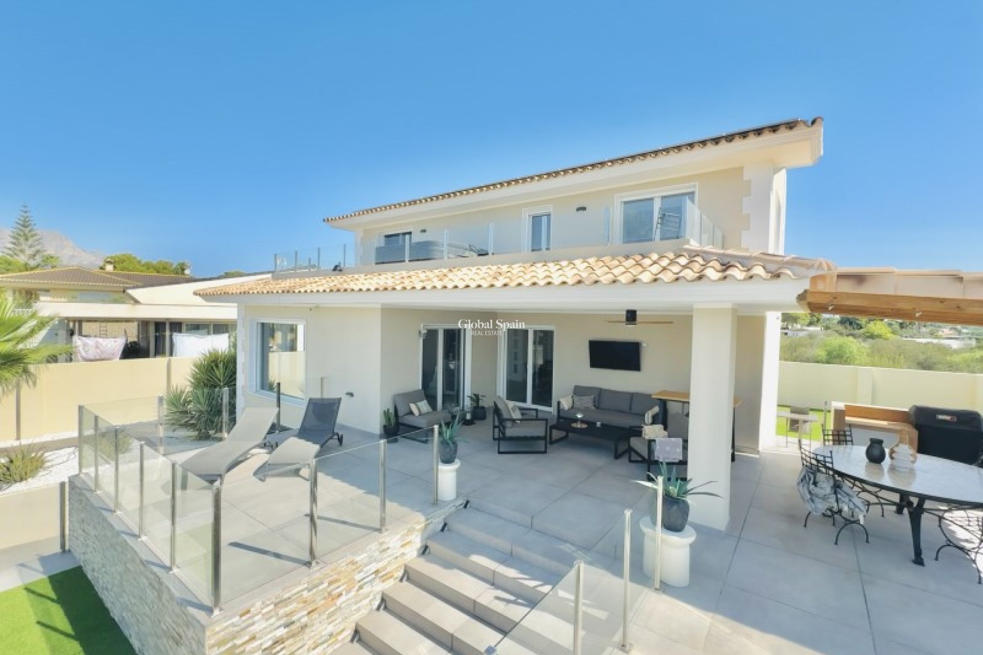 Venta - VILLA -
ALFAZ DEL PI - Costa Blanca