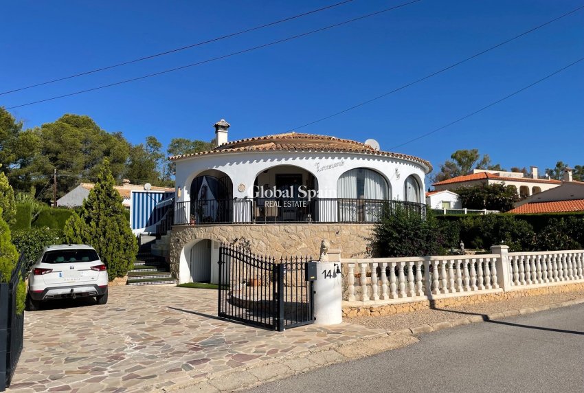 Venta - VILLA -
ALFAZ DEL PI - l'Alfas del Pi