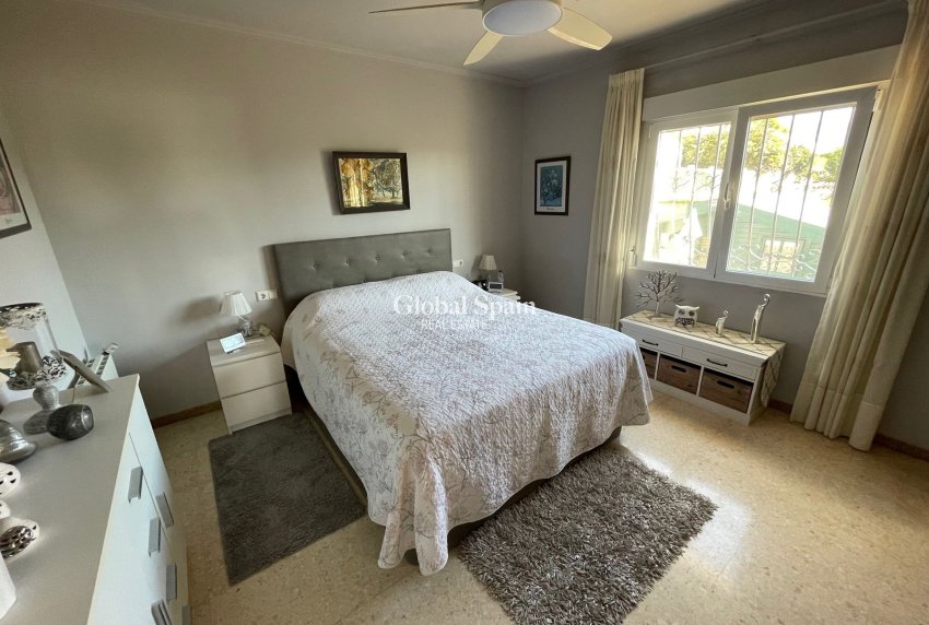 Venta - VILLA -
ALFAZ DEL PI - l'Alfas del Pi