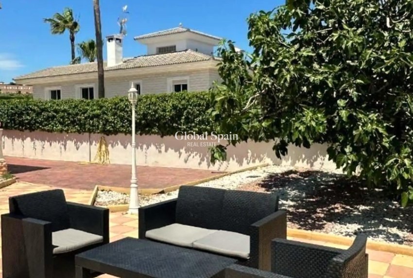 Venta - VILLA -
ALFAZ DEL PI