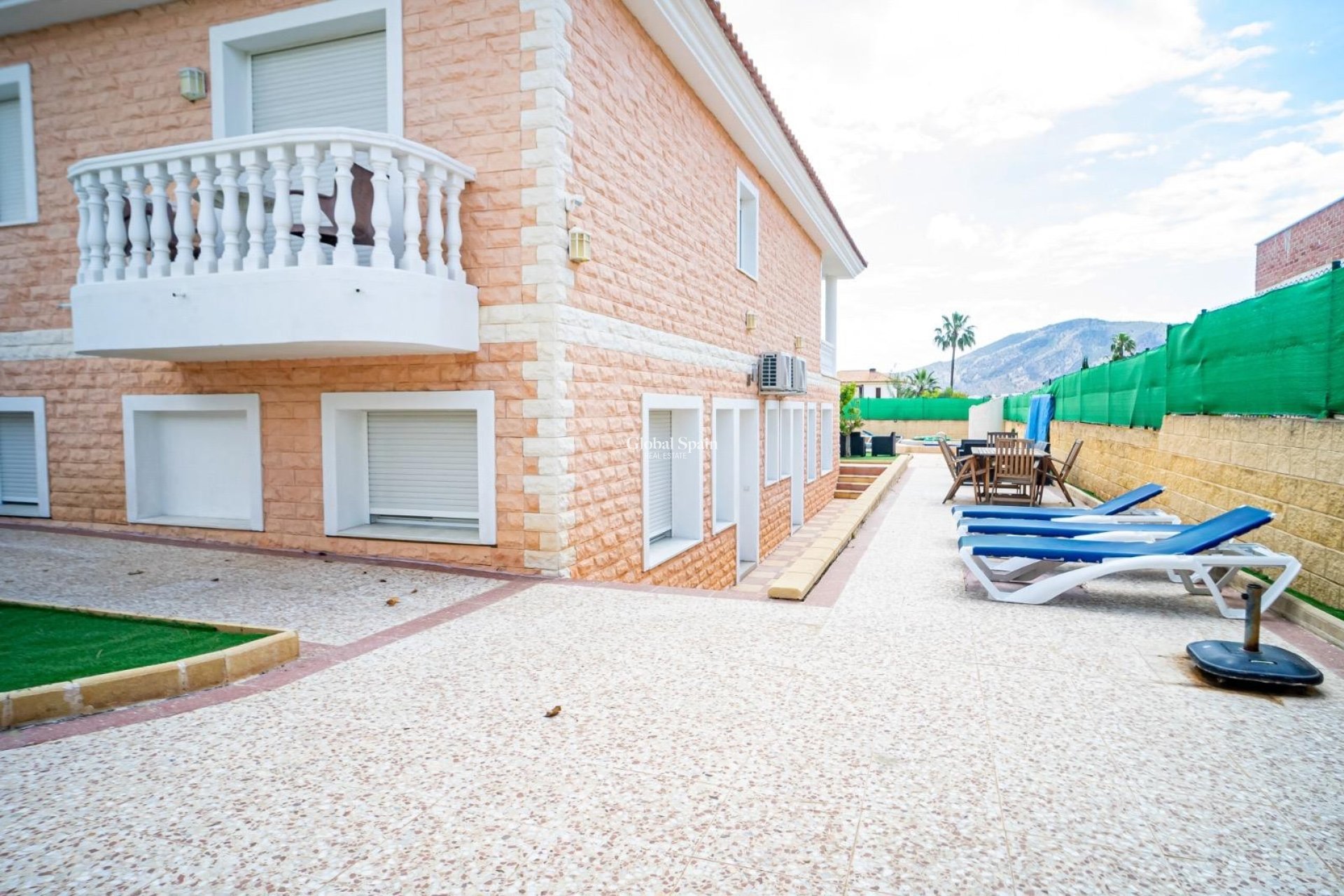 Venta - VILLA -
ALFAZ DEL PI