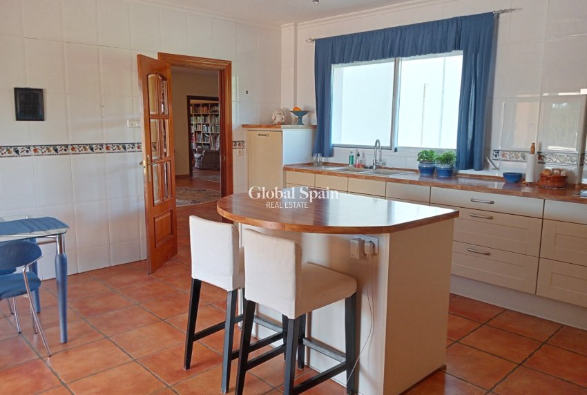 Venta - Villa -
ALFAZ DEL PI