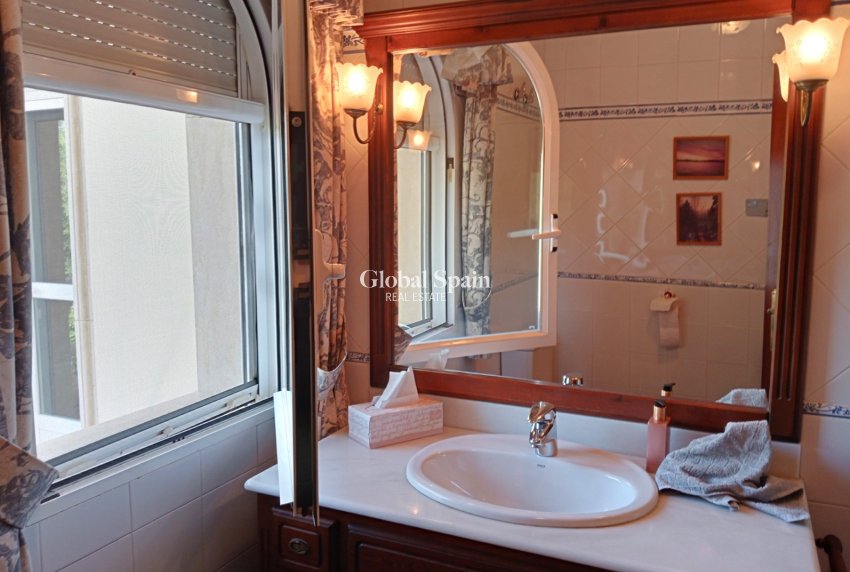 Venta - Villa -
ALFAZ DEL PI