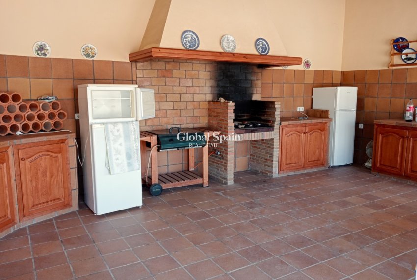 Venta - Villa -
ALFAZ DEL PI