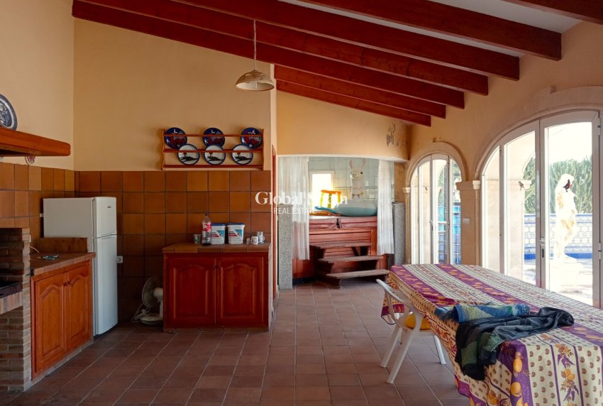 Venta - Villa -
ALFAZ DEL PI