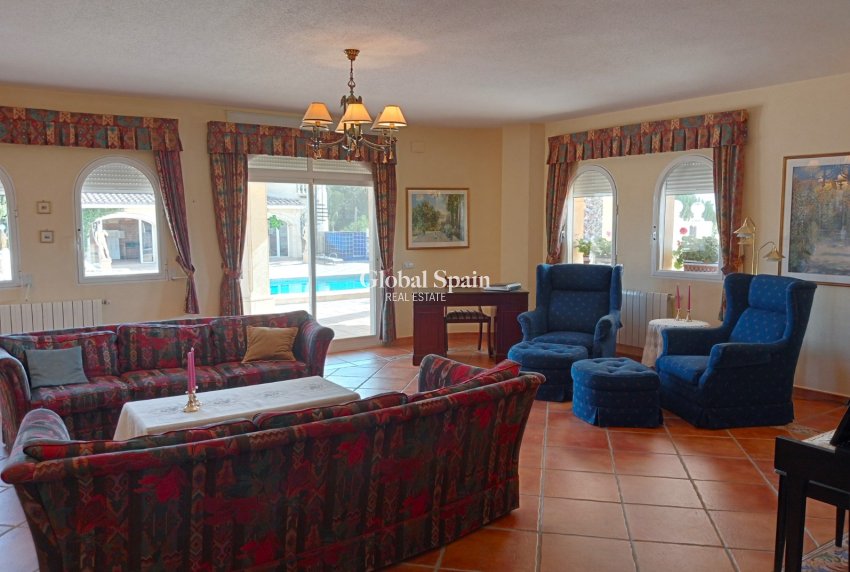 Venta - Villa -
ALFAZ DEL PI