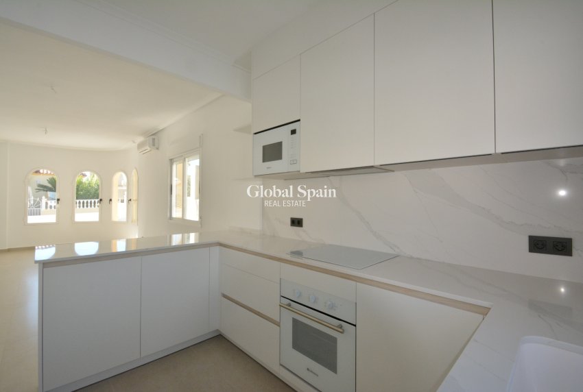 Venta - VILLA -
ALGORFA - Inland