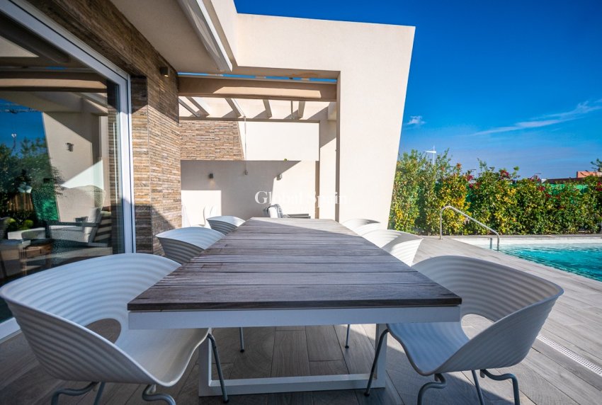 Venta - Villa -
ALGORFA - LA FINCA GOLF / ALGORFA