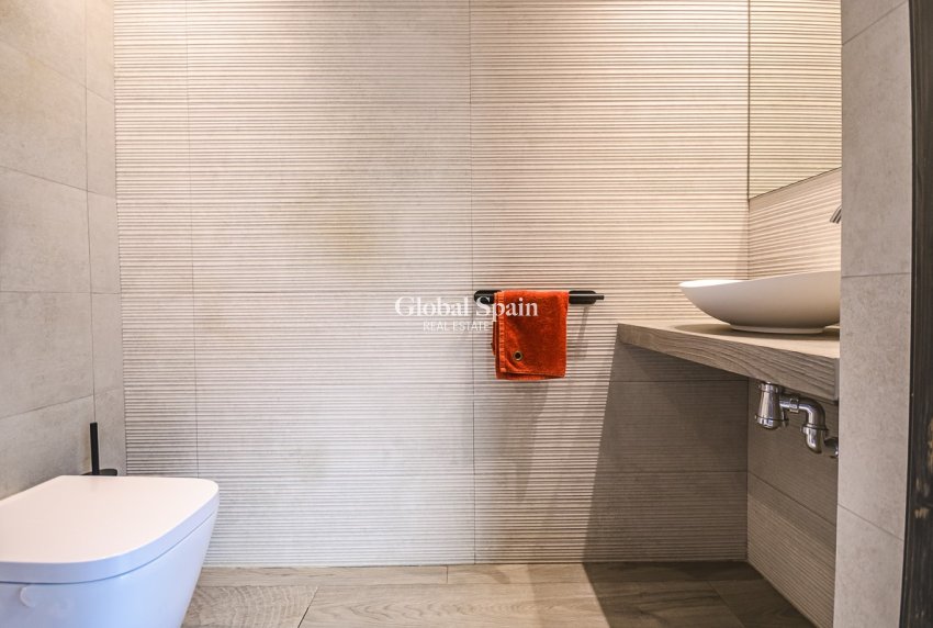 Venta - Villa -
ALGORFA - LA FINCA GOLF / ALGORFA