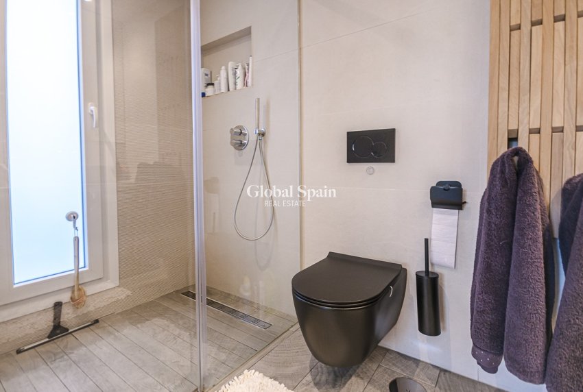 Venta - Villa -
ALGORFA - LA FINCA GOLF / ALGORFA