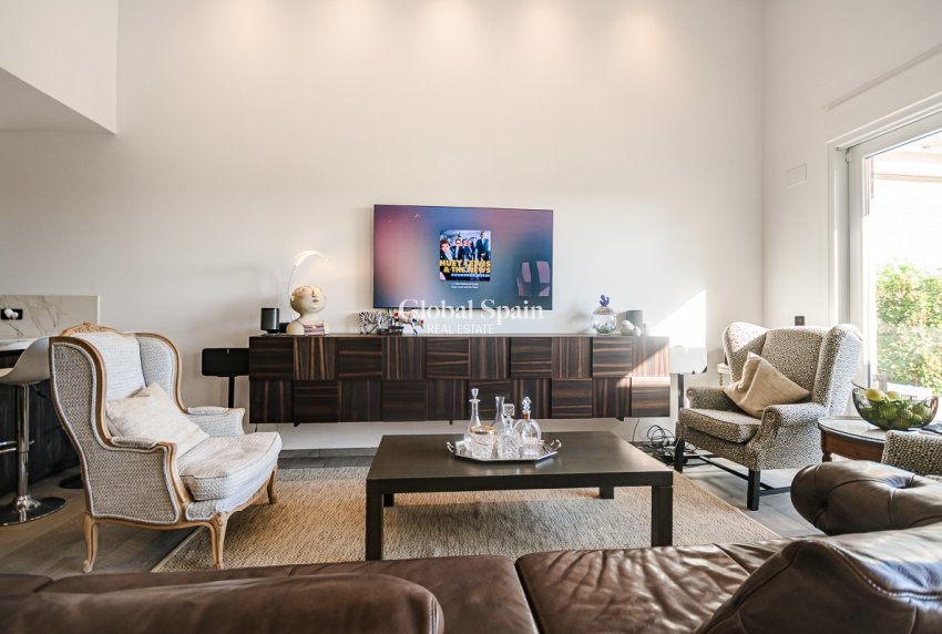 Venta - Villa -
ALGORFA - LA FINCA GOLF / ALGORFA