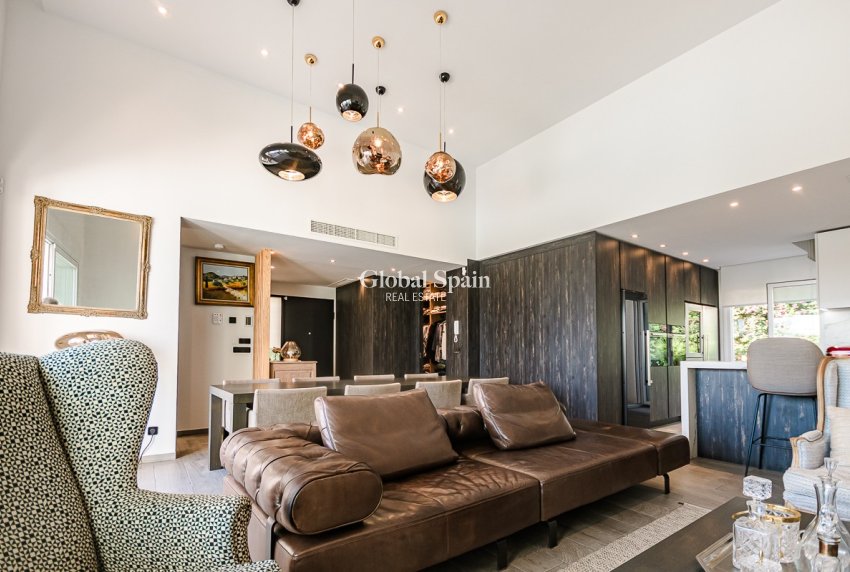 Venta - Villa -
ALGORFA - LA FINCA GOLF / ALGORFA