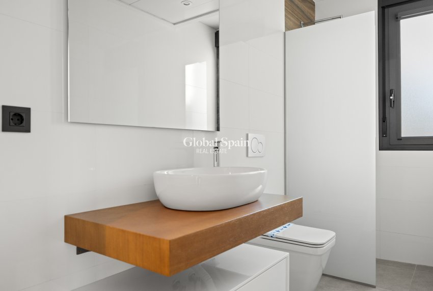 Venta - VILLA -
ALGORFA - LA FINCA GOLF / ALGORFA