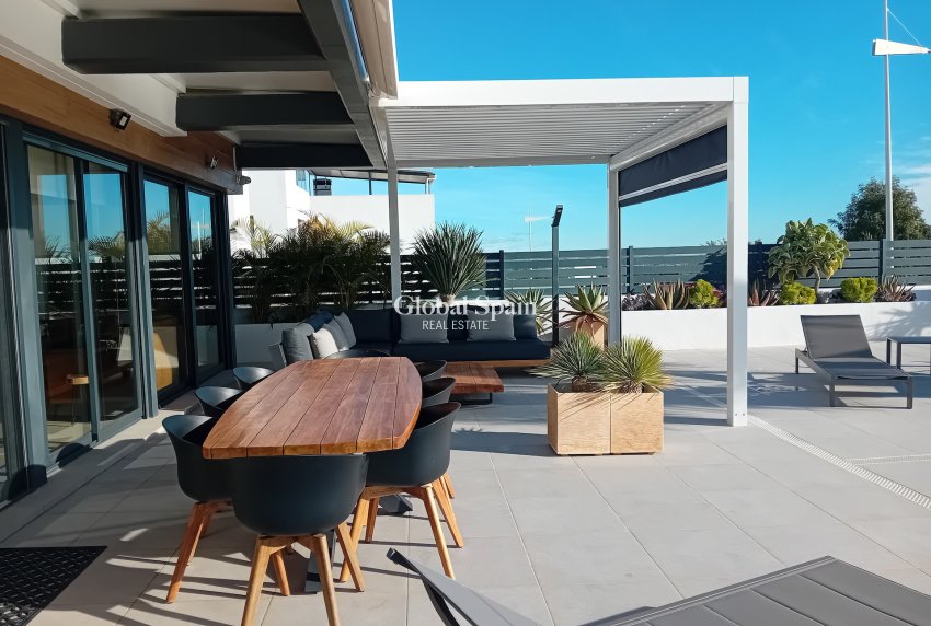 Venta - VILLA -
ALGORFA - LA FINCA GOLF / ALGORFA