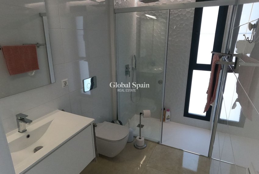 Venta - VILLA -
ALGORFA - LA FINCA GOLF / ALGORFA