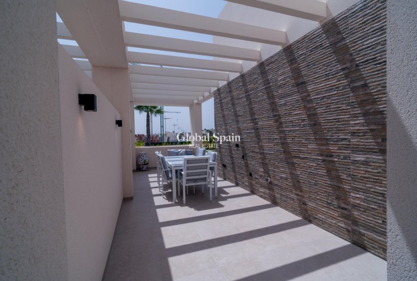Venta - VILLA -
ALGORFA - LA FINCA GOLF / ALGORFA