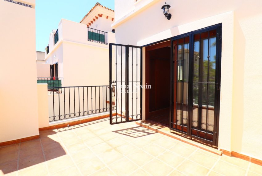 Venta - VILLA -
ALGORFA - LA FINCA GOLF / ALGORFA