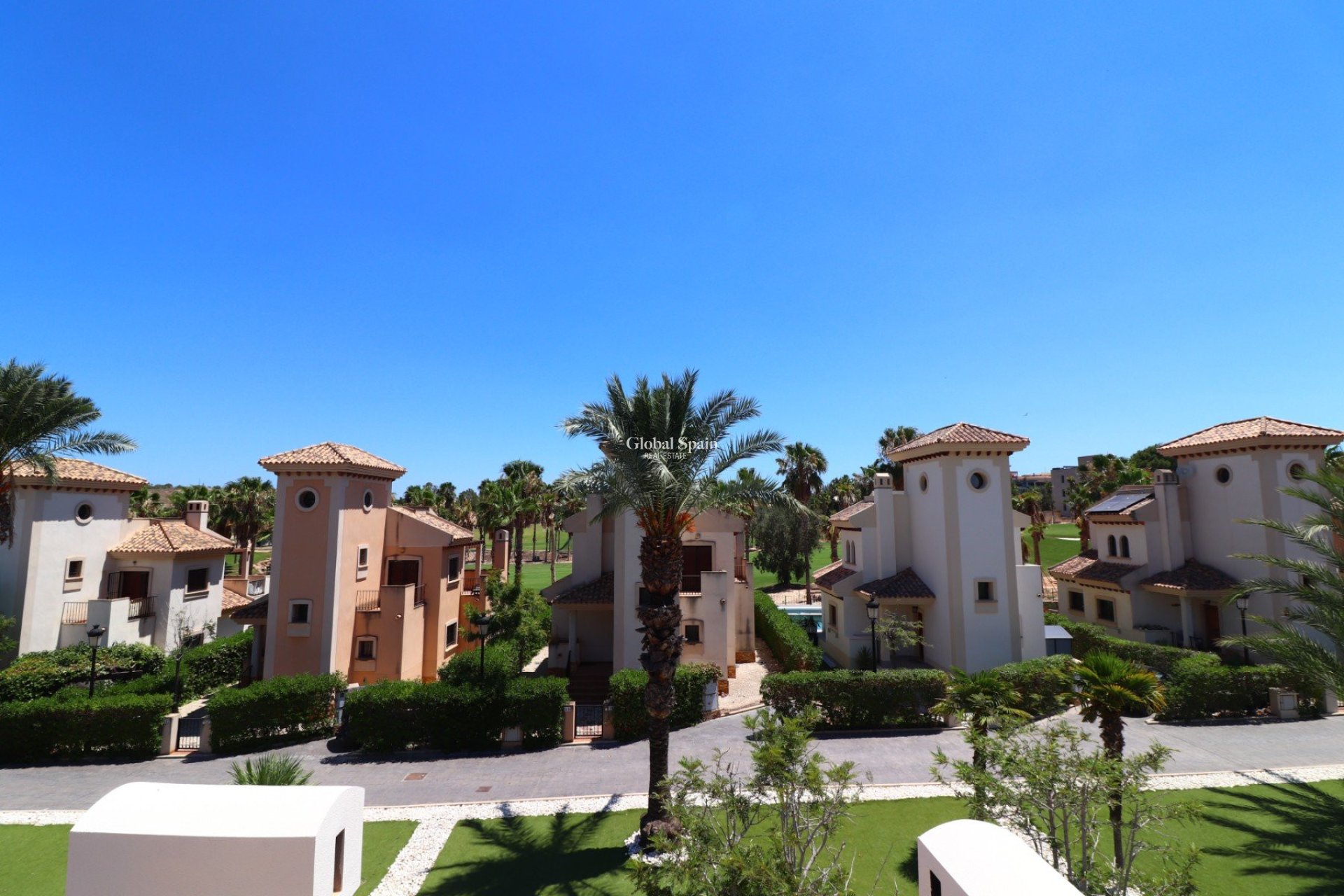 Venta - VILLA -
ALGORFA - LA FINCA GOLF / ALGORFA