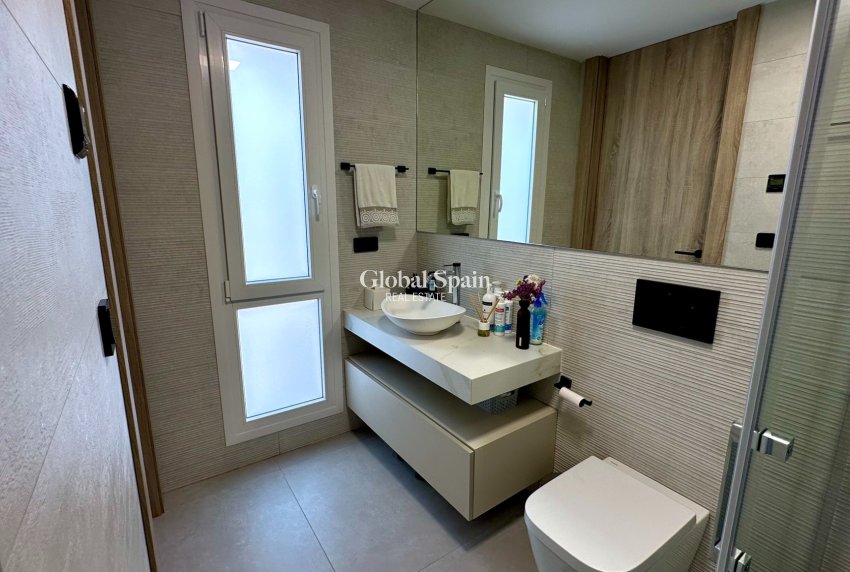 Venta - VILLA -
ALGORFA - LA FINCA GOLF / ALGORFA