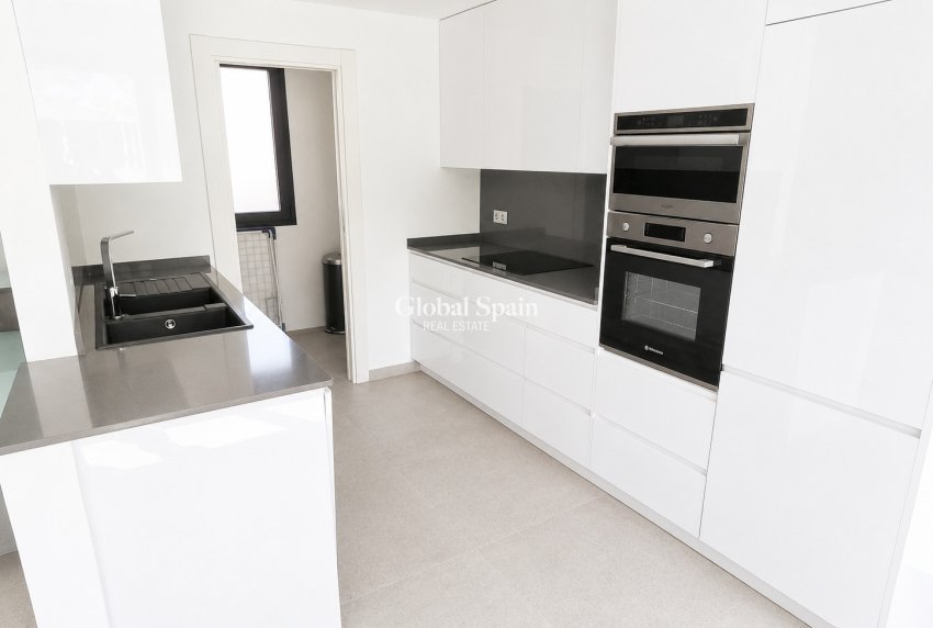 Venta - VILLA -
ALGORFA - LA FINCA GOLF / ALGORFA