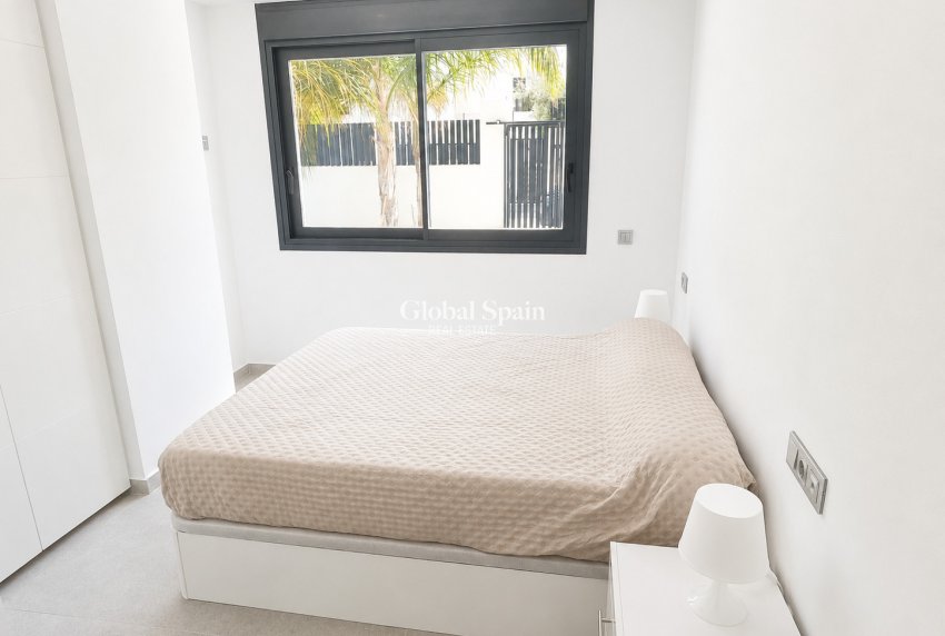 Venta - VILLA -
ALGORFA - LA FINCA GOLF / ALGORFA