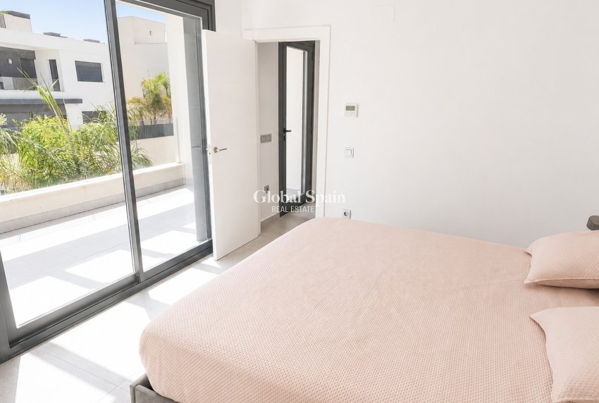 Venta - VILLA -
ALGORFA - LA FINCA GOLF / ALGORFA