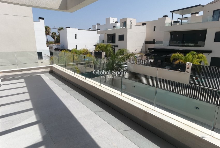 Venta - VILLA -
ALGORFA - LA FINCA GOLF / ALGORFA