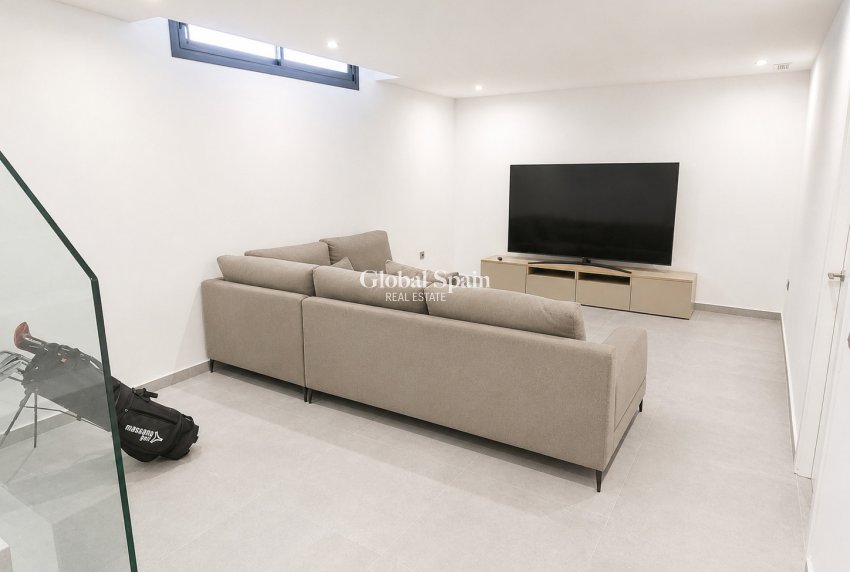 Venta - VILLA -
ALGORFA - LA FINCA GOLF / ALGORFA