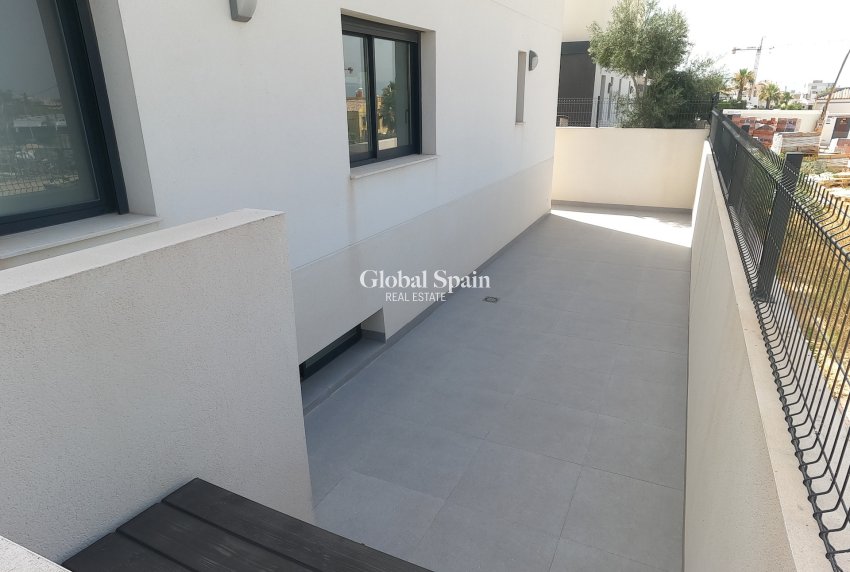 Venta - VILLA -
ALGORFA - LA FINCA GOLF / ALGORFA