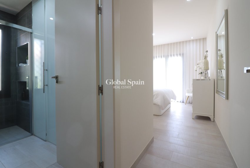 Venta - VILLA -
Algorfa - La Finca Golf Resort