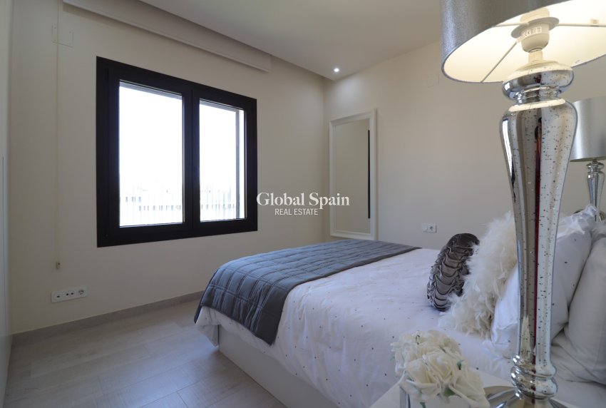 Venta - VILLA -
Algorfa - La Finca Golf Resort