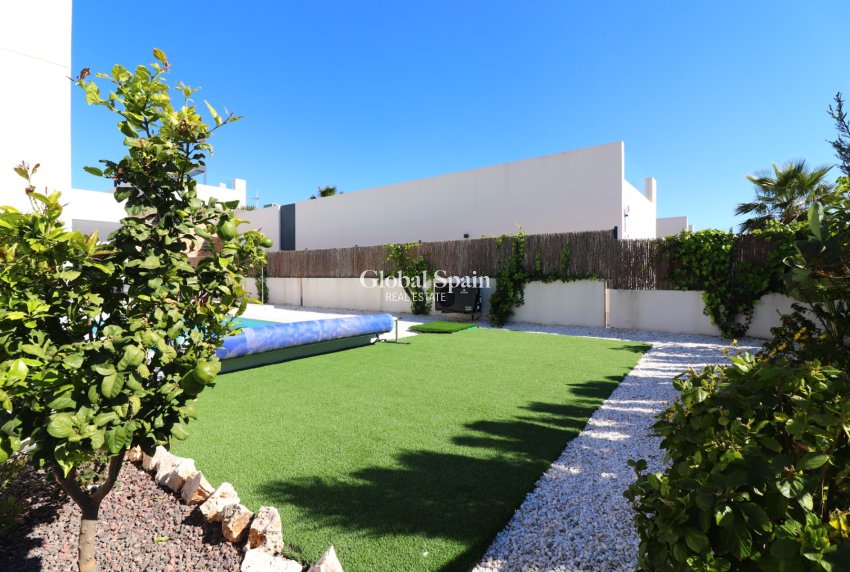 Venta - VILLA -
Algorfa - La Finca Golf Resort