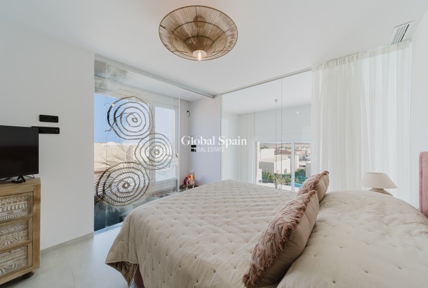 Venta - Villa -
Algorfa - La Finca Golf